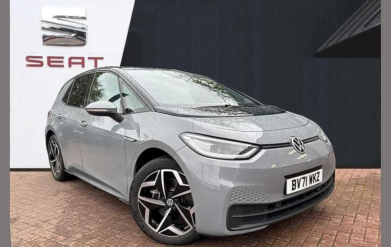 Grey Used 2021 VW ID.3 Pro Performance Hatchback | £16,000 (Fair price) - Image 1/4