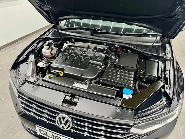 Used VW Passat Business 150 HP (110 kW) 2016 Black Sedan