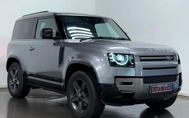 Used 2023 Land Rover Defender SE Dynamic SUV | £41,688 - Image 1/4