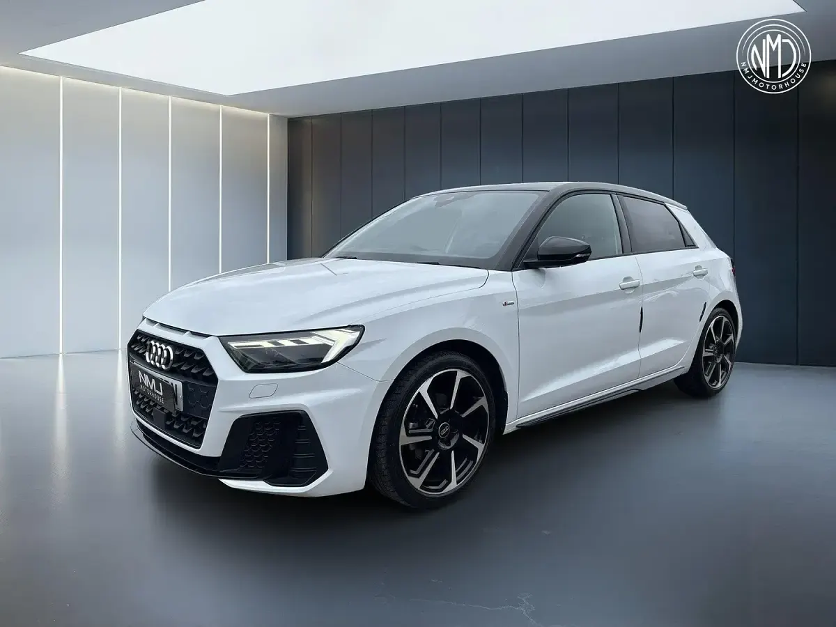 Used Audi A1 Black Edition 150 HP (110 kW) 2022 White SUV