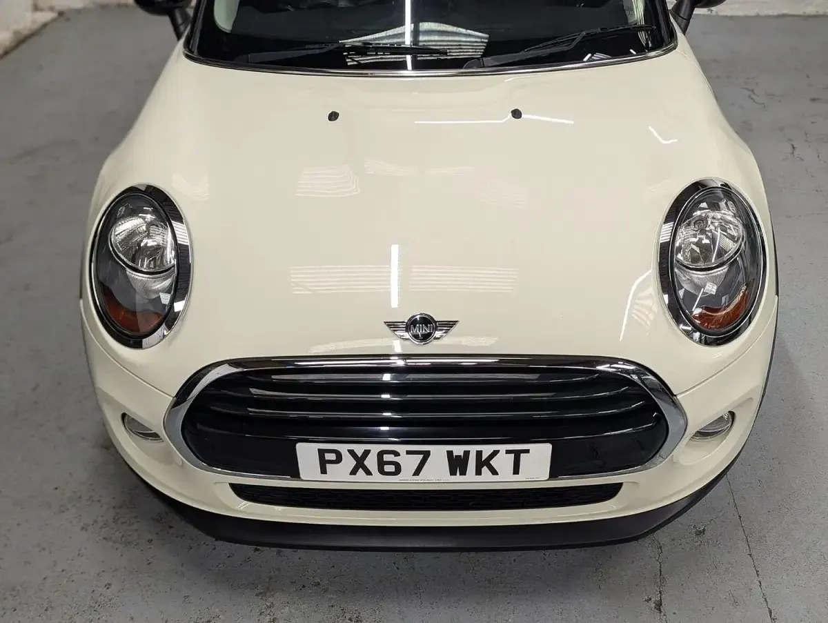 Used Mini Cooper Hatch 136 HP (100 kW) 2017 White Hatchback