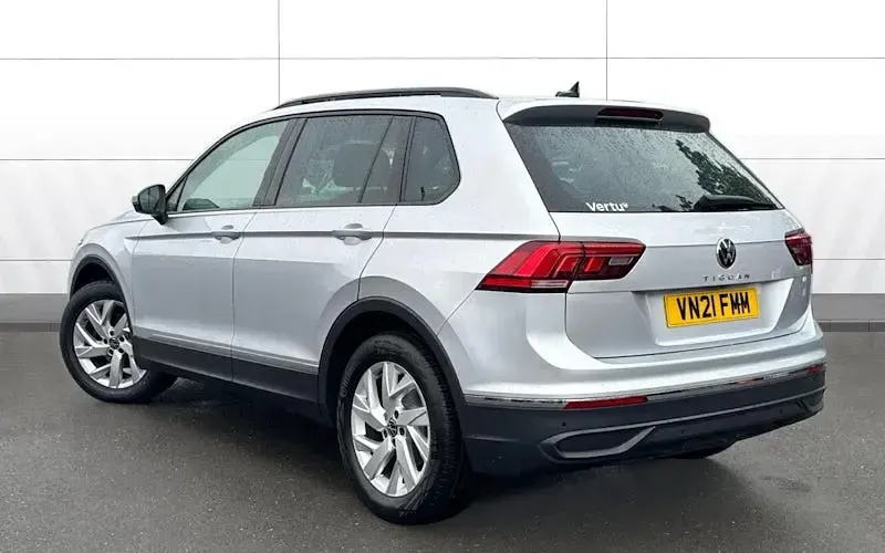 Używany VW Tiguan Life 150 KM (110 kW) 2023 SUV