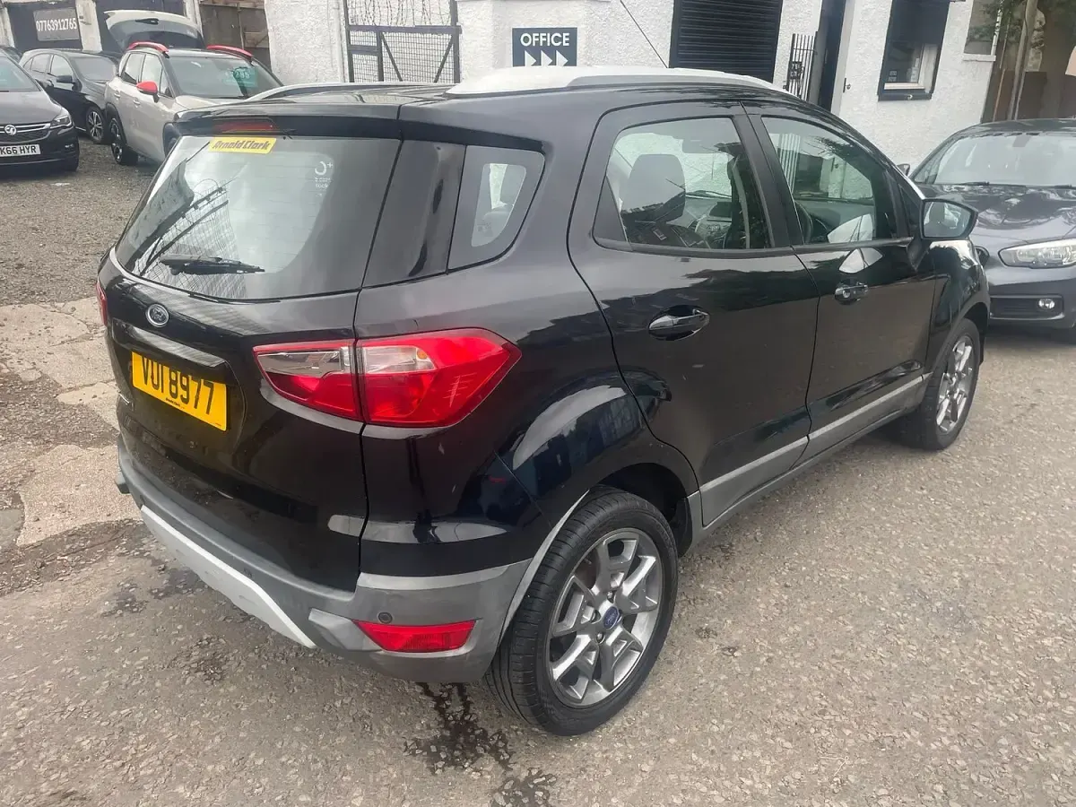 Used Ford Ecosport Titanium 95 HP (69 kW) 2016 Black SUV