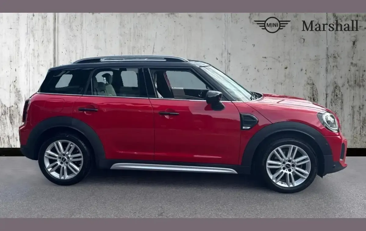 Used Mini Cooper Countryman Exclusive 134 HP (98 kW) 2022 Red SUV