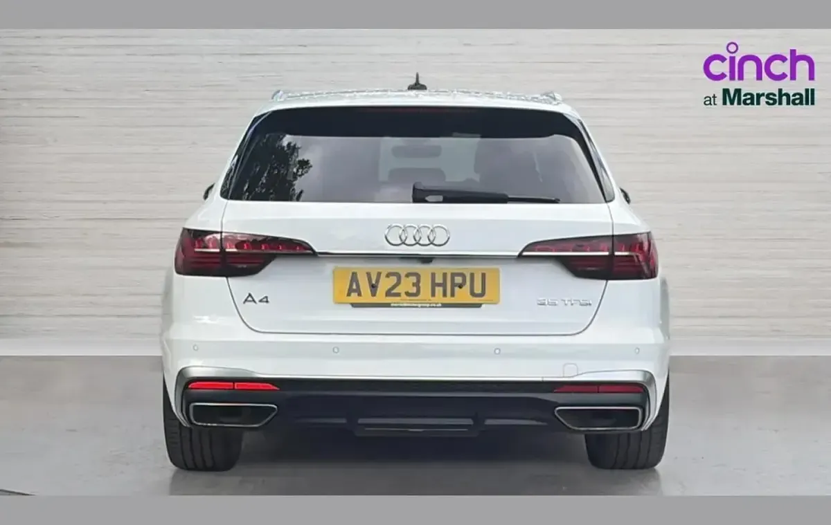 Used Audi A4 S-Line 150 HP (110 kW) 2023 White Estate