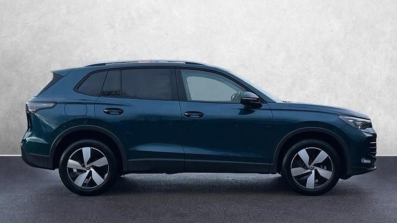 Used VW Tiguan Match 204 HP (150 kW) 2024 Blue SUV