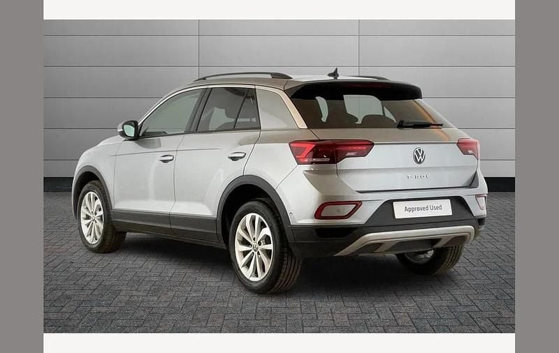 Used VW T-Roc Match 150 HP (110 kW) 2025 Silver SUV