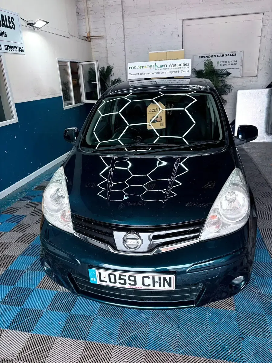 Used Nissan Note Tekna 110 HP (80 kW) 2010 Blue Hatchback