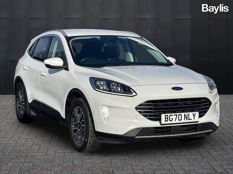 Used Ford Kuga Titanium 150 HP (110 kW) 2020 White SUV
