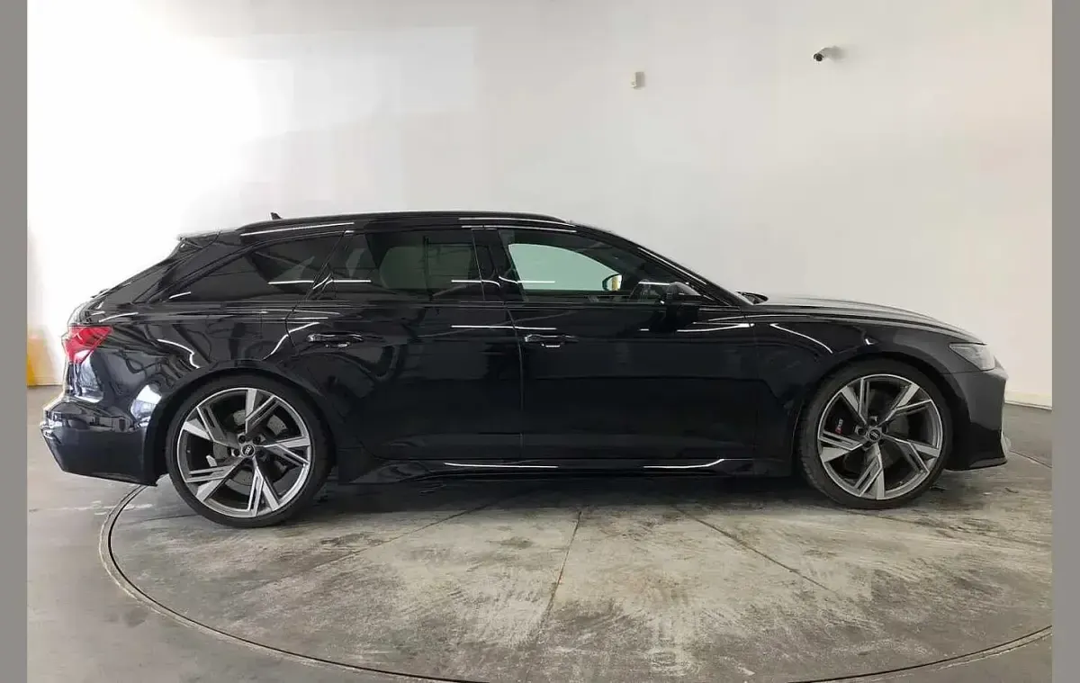 Used Audi RS6 Advanced 591 HP (434 kW) 2021 Black Estate