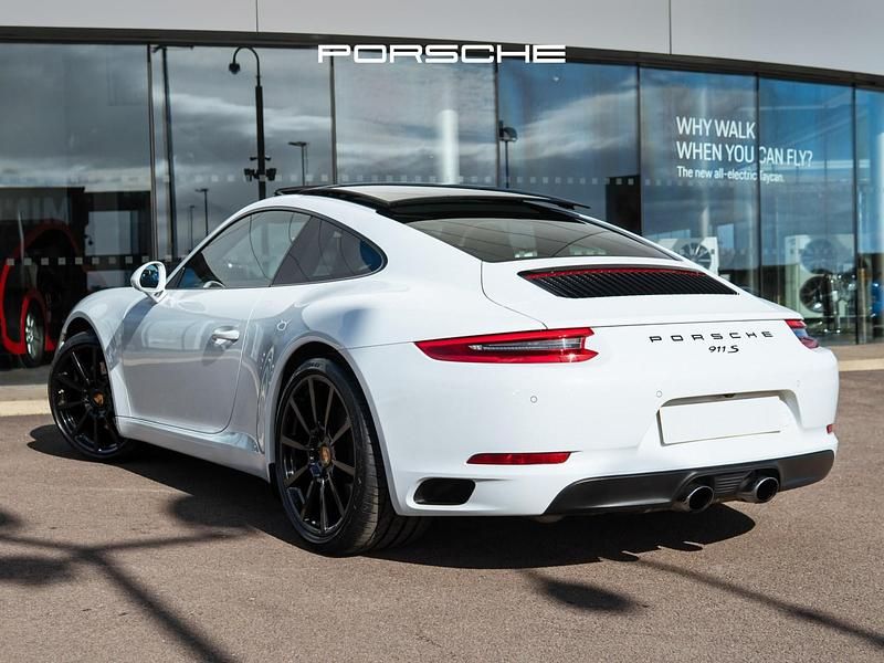 Used Porsche 911 2016 White Coupe