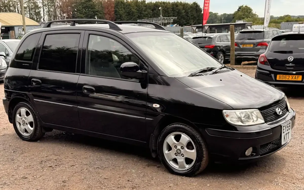 Used Hyundai Matrix 103 HP (75 kW) 2009 Black MPV