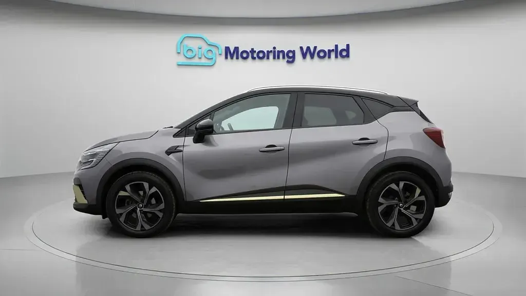 Usado Renault Captur Engineered 145 HP (106 kW) 2023 Cinzento SUV