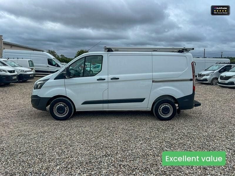 White Used 2016 Ford Transit Custom Van | £9,694 (Good price) - Image 1/4