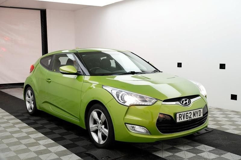 Green Used 2012 Hyundai Veloster Coupe | £3,495 (Fair price) - Image 1/4