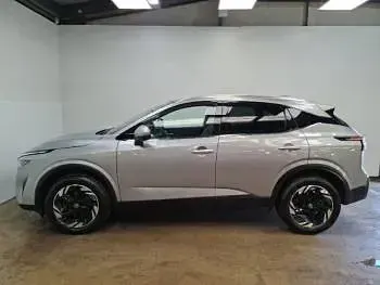 Used Nissan Qashqai N-Connecta 140 HP (102 kW) 2025 Silver SUV