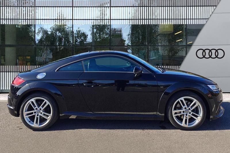 Used Audi TT Sport 245 HP (180 kW) 2023 Black Coupe