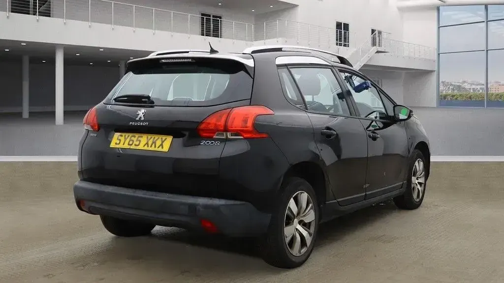 Used Peugeot 2008 Active 75 HP (55 kW) 2015 Black SUV
