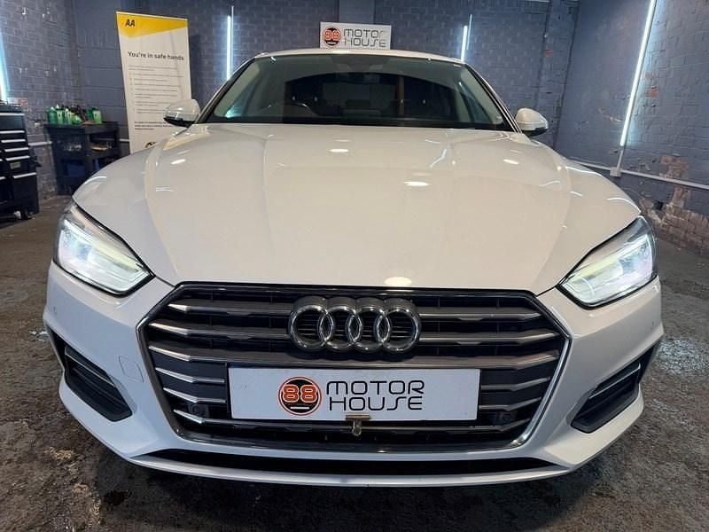 Used Audi A5 Sportback Sport 190 HP (139 kW) 2017 White Hatchback