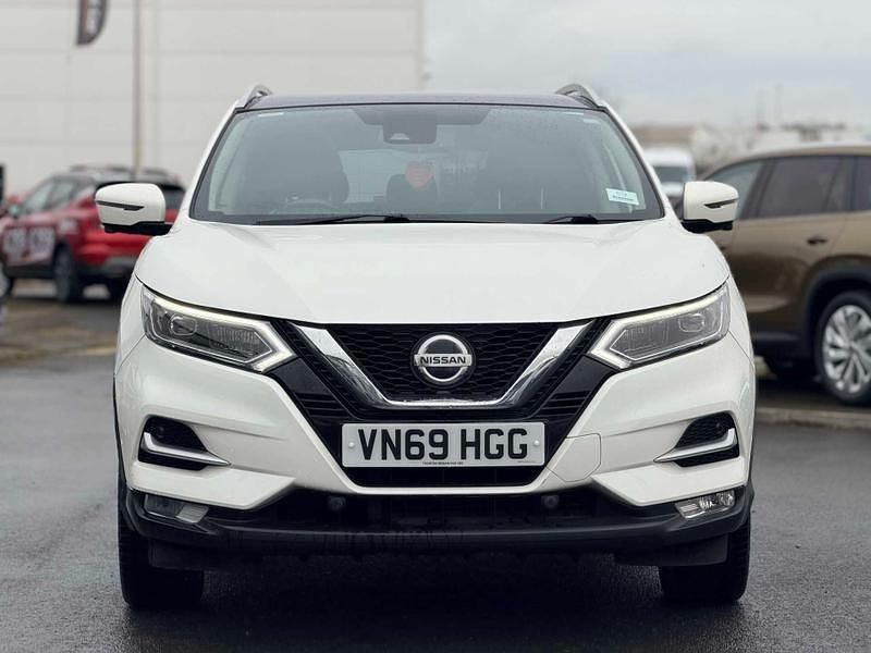 Used Nissan Qashqai Tekna 2019 White SUV