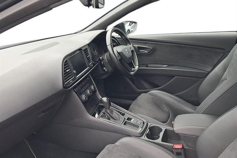 Used Seat Leon CUPRA 300 HP (220 kW) 2018 Monsoon grey Hatchback