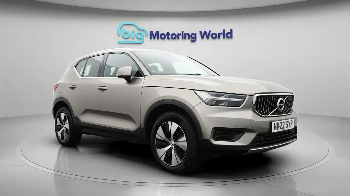 Used Volvo XC40 Core 211 HP (155 kW) 2021 SUV