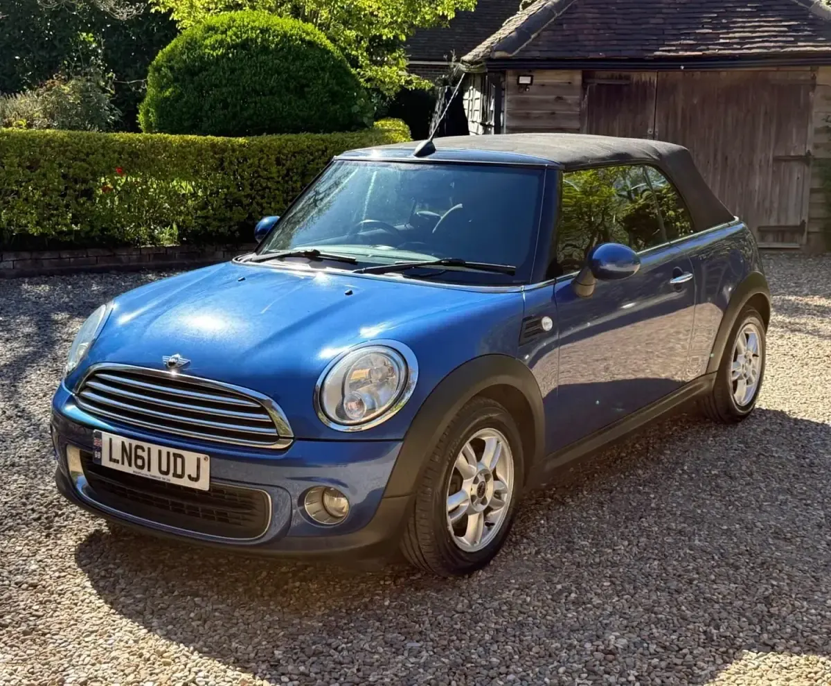 Używany Mini ONE 98 KM (72 kW) 2011 Niebieski Hatchback