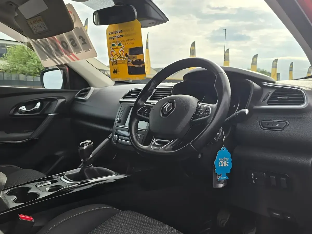 Used Renault Kadjar Dynamique 110 HP (80 kW) 2017 Red SUV