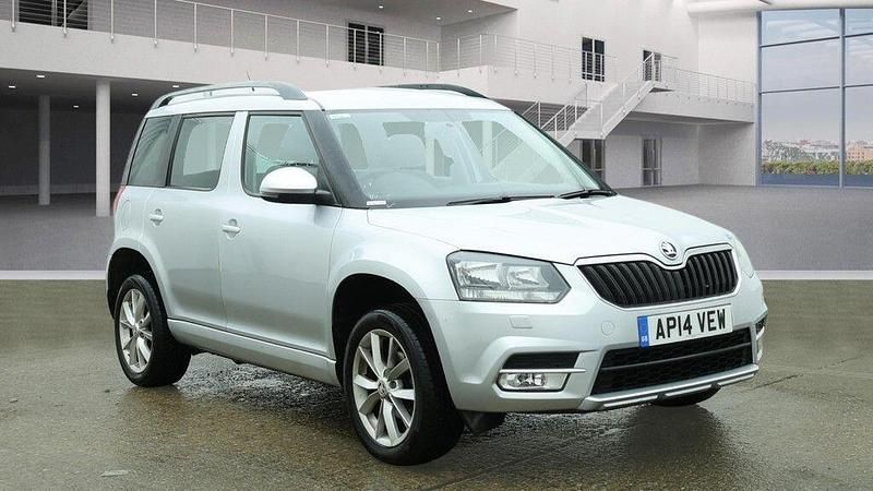 Used Skoda Yeti SE 105 HP (77 kW) 2014 Silver SUV