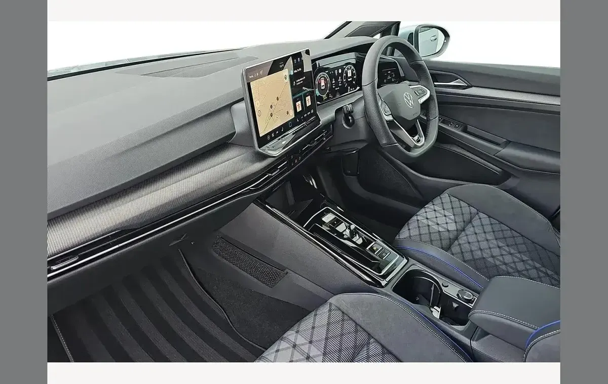 Used VW Golf VIII R-line 150 HP (110 kW) 2026 Oyster silver Hatchback