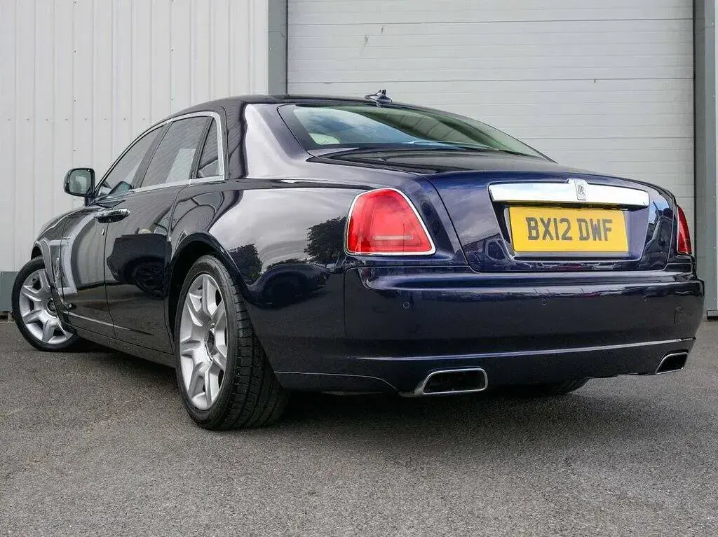 Used Rolls Royce Ghost 563 HP (414 kW) 2012 Purple Sedan