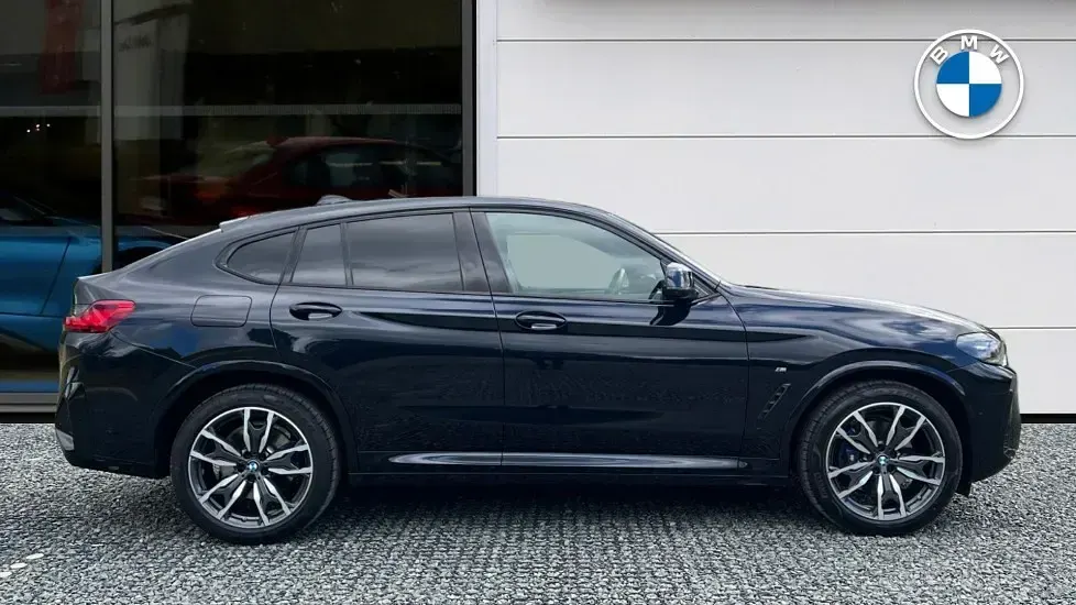 Used BMW X4 M Sport 190 HP (139 kW) 2022 Black SUV