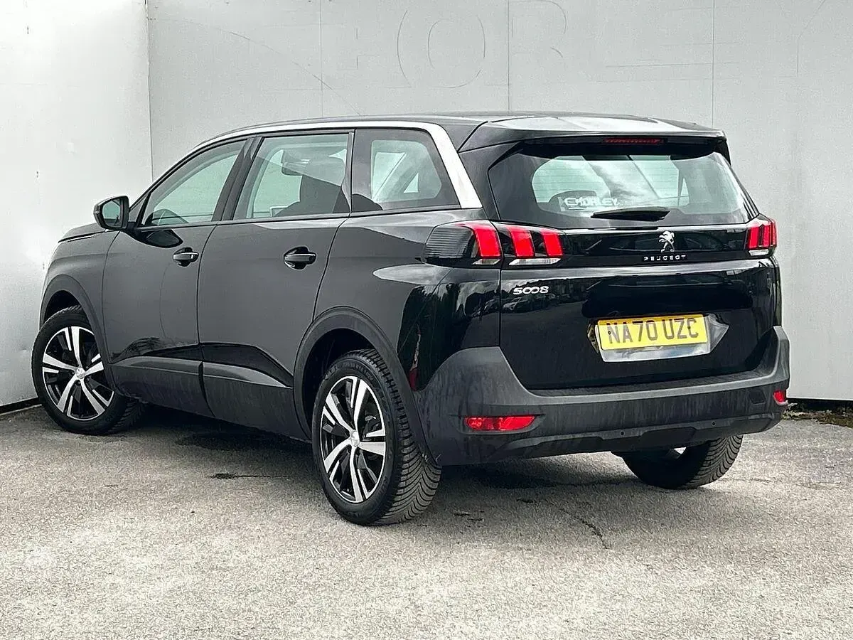Used Peugeot 5008 Active 130 HP (95 kW) 2020 Black SUV
