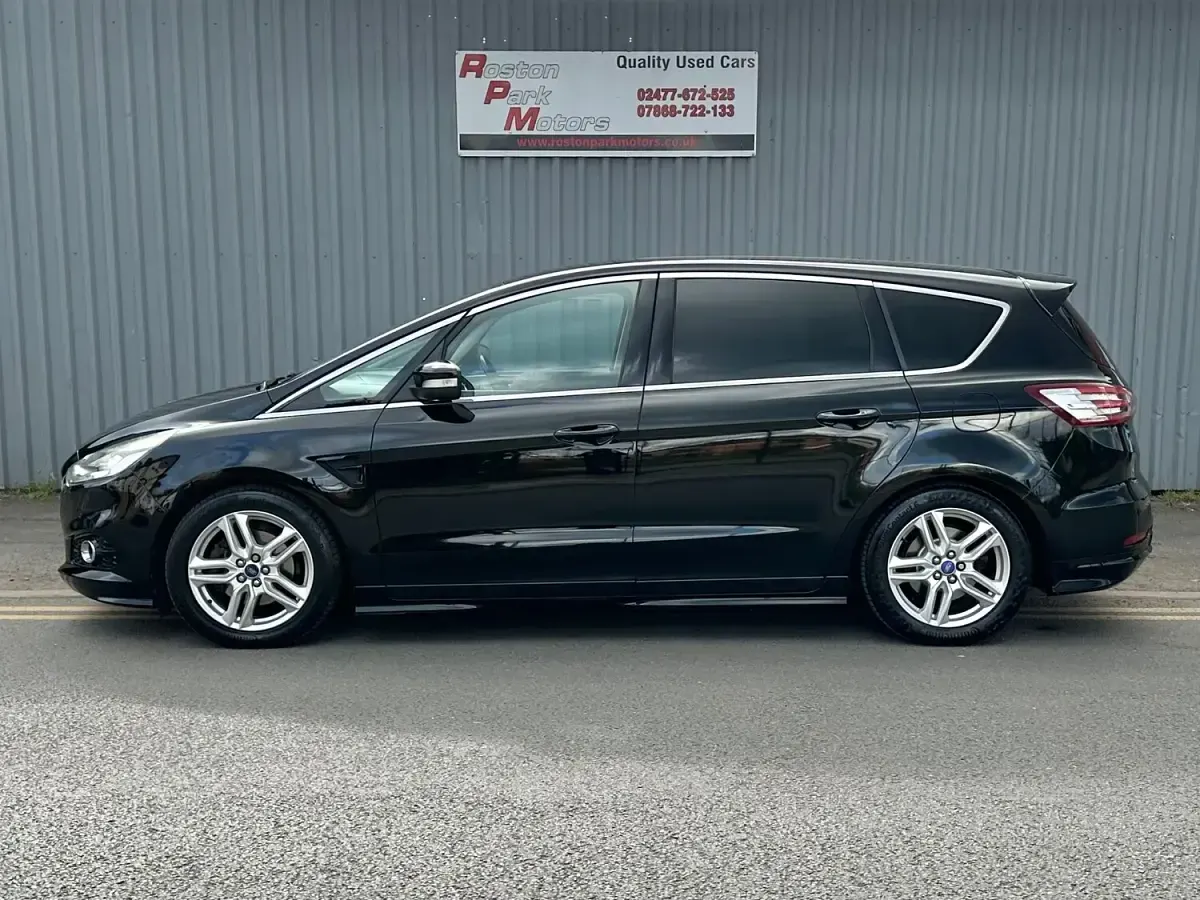 Used Ford S-MAX Sport 180 HP (132 kW) 2016 Black MPV