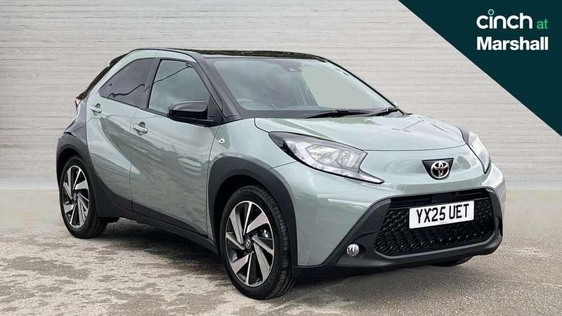 Green Used 2025 Toyota Aygo Hatchback | £17,293 (Fair price) - Image 1/4