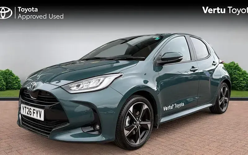 New Toyota Yaris 131 HP (96 kW) 2026 Green Hatchback