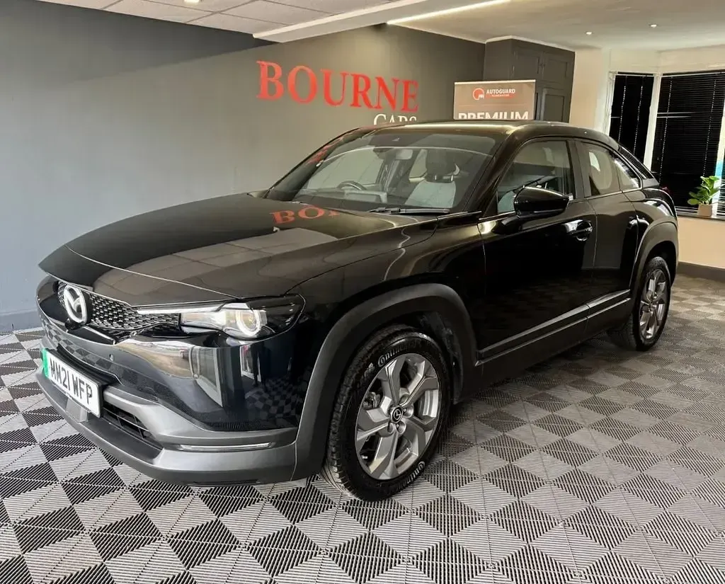 Usado Mazda MX30 106 kW (145 HP) 2021 Preto SUV