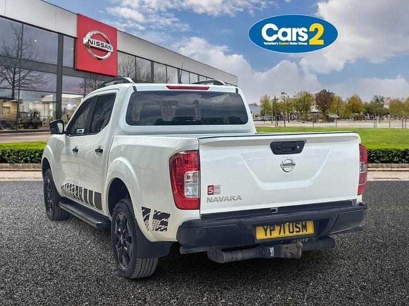 Used Nissan Navara N-Guard 190 HP (139 kW) 2021 White Pickup