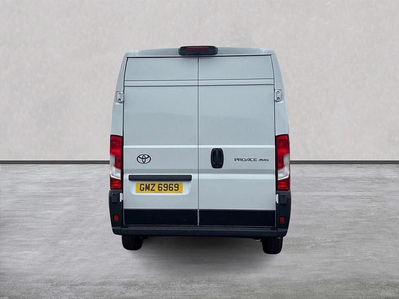 Used Toyota Proace H2 2025 White MPV