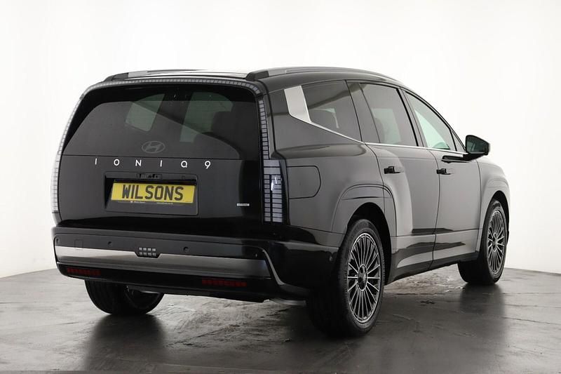 New Hyundai Ioniq 9 314 kW (427 HP) 2025 SUV