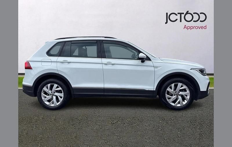 Used VW Tiguan Life 147 HP (108 kW) 2022 White SUV