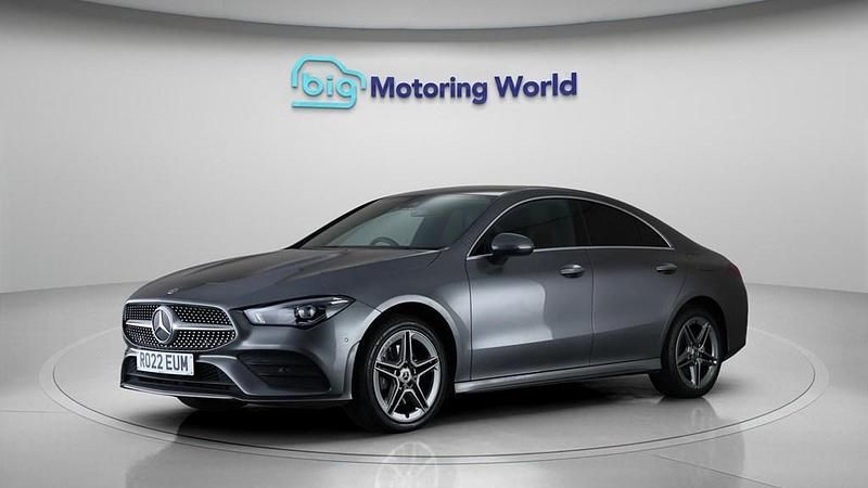 Usado Mercedes CLA250e AMG line 218 HP (160 kW) 2022 Cinzento Sedan