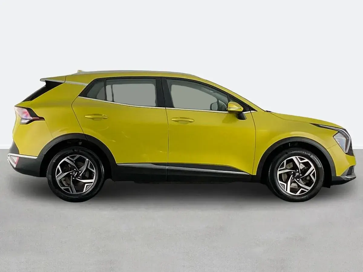Used Kia Sportage 148 HP (108 kW) 2023 Yellow SUV