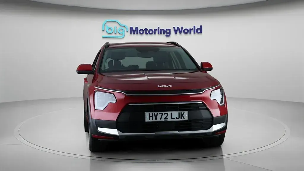 Gebraucht Kia Niro 139 PS (102 kW) 2022 Rot SUV