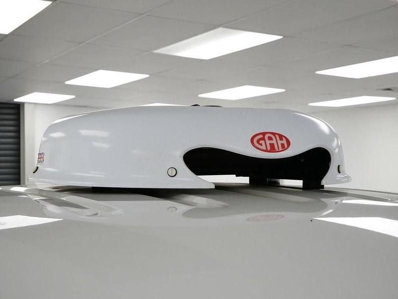 Used VW Caddy Edition 102 HP (75 kW) 2023 White MPV