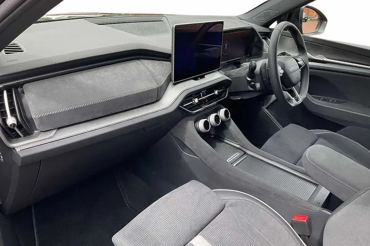 Used Skoda Kodiaq SportLine 110 HP (80 kW) 2026 Black magic pearl effect SUV