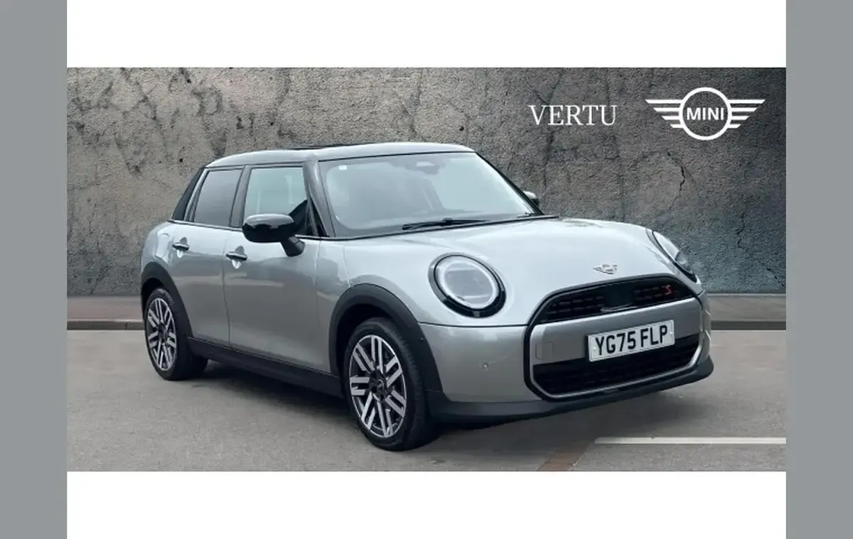 Used Mini Cooper Classic 150 kW (204 HP) 2025 Hatchback