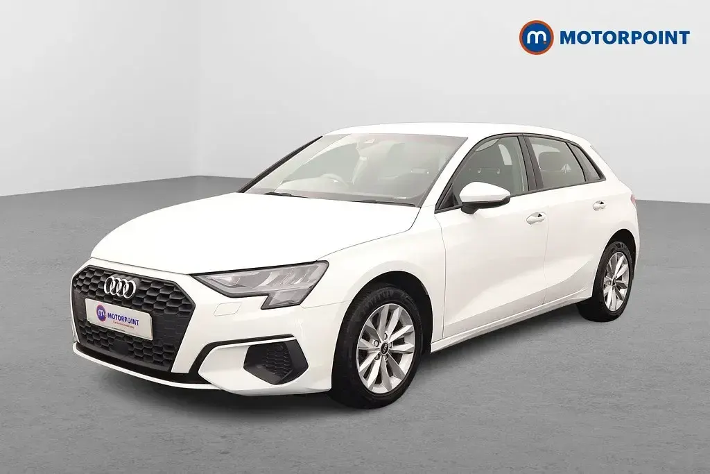Begagnad Audi A3 2021 Vit Sedan