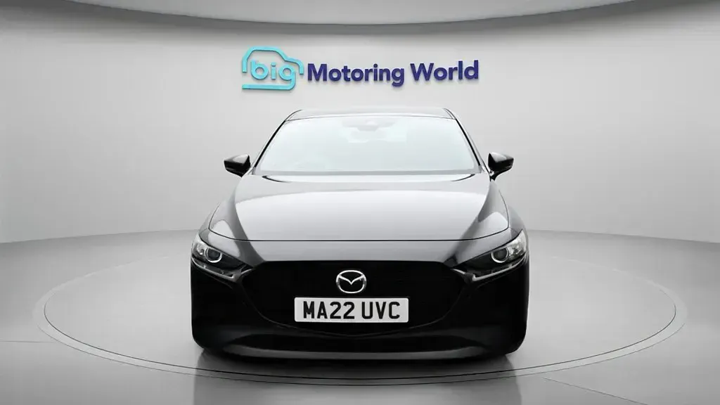 Usado Mazda 3 122 CV (89 kW) 2022 Negro Utilitario