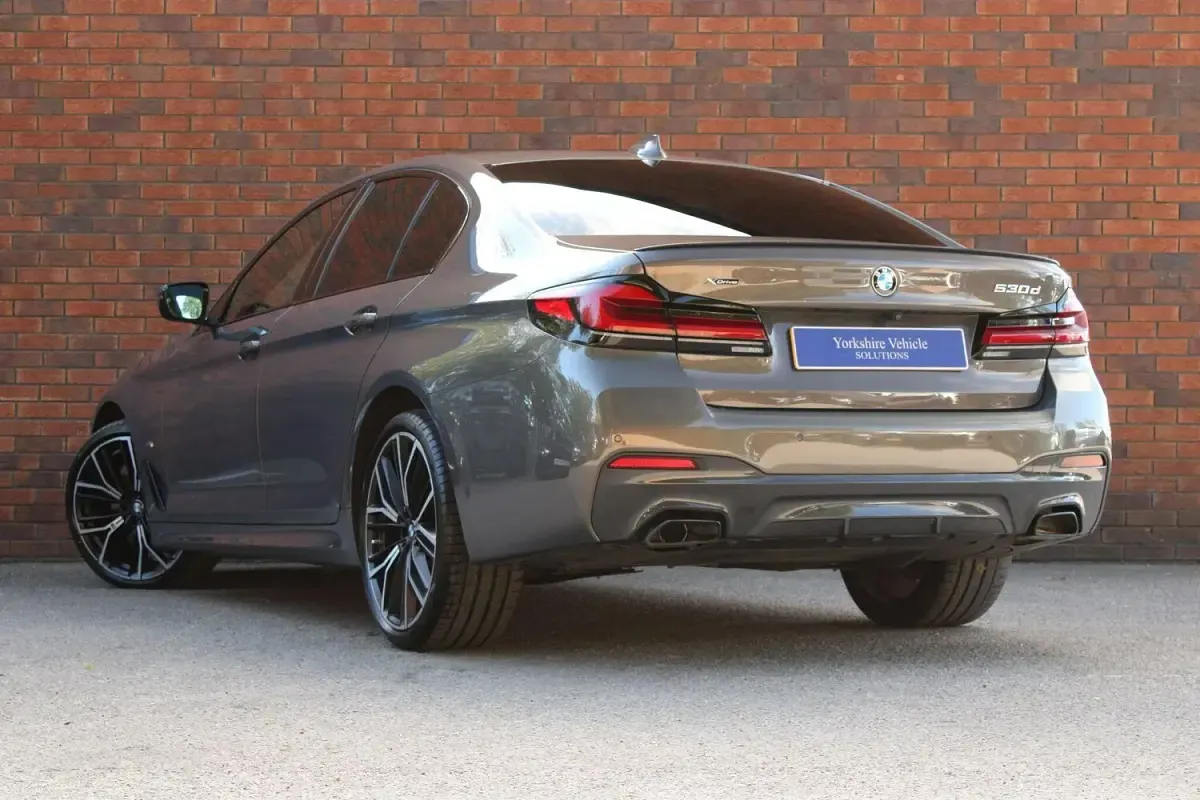 Used BMW 530 M Sport 281 HP (206 kW) 2022 Grey Sedan